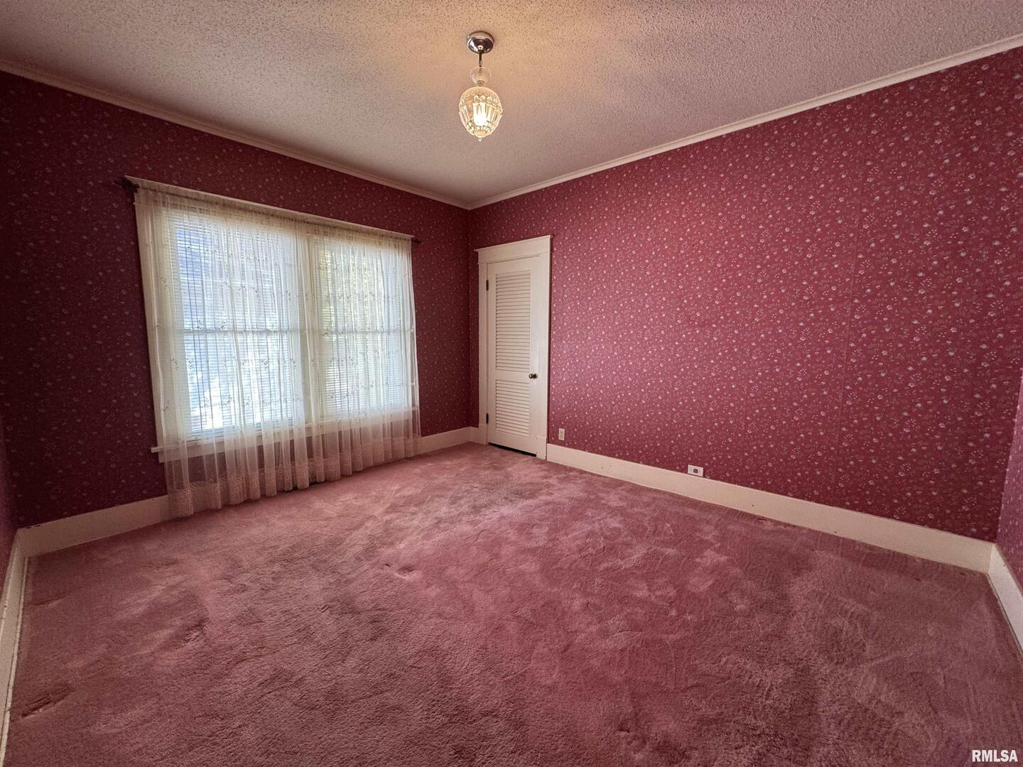 532 N WASHINGTON St Duquoin, IL 62832