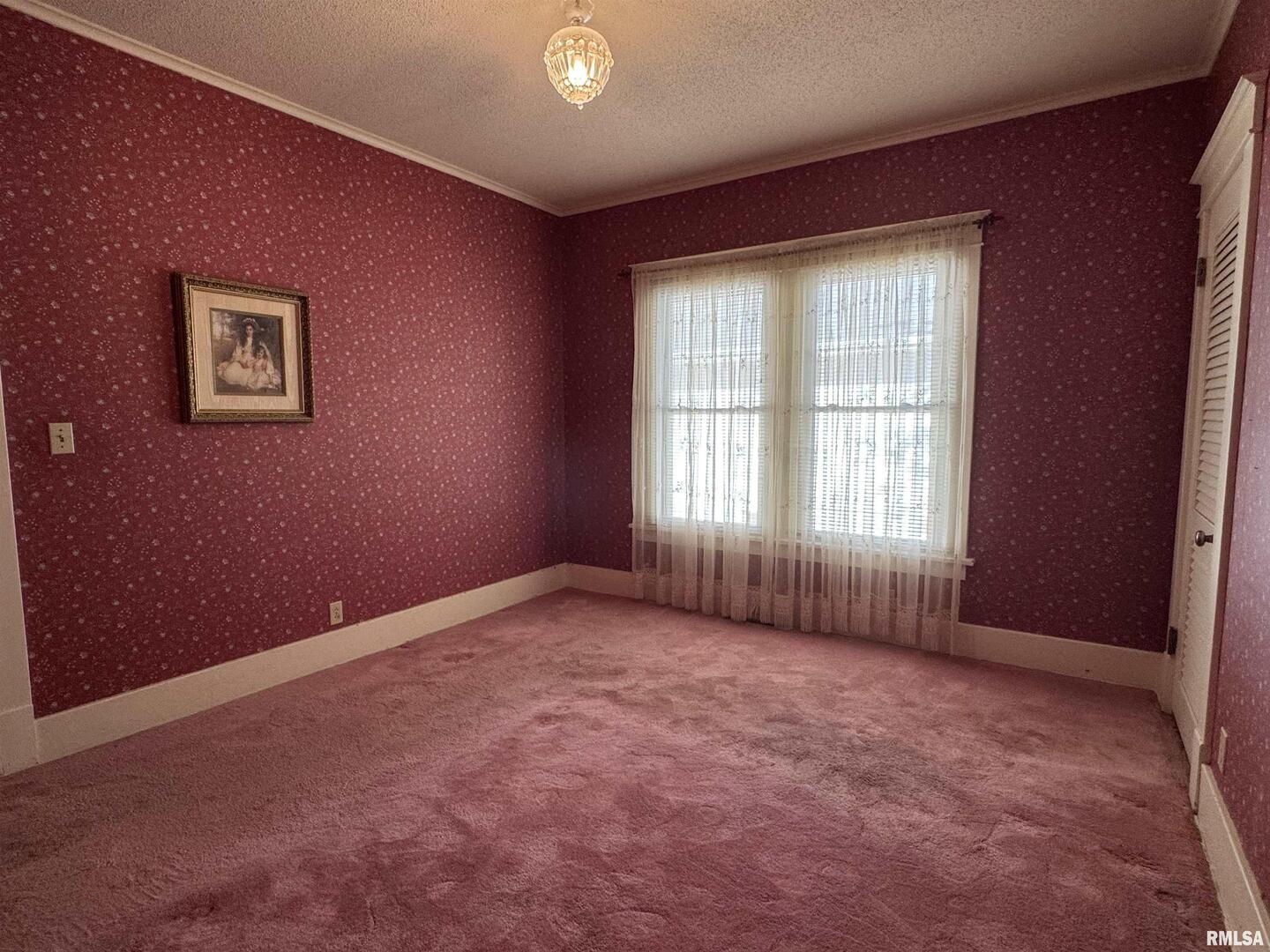 532 N WASHINGTON St Duquoin, IL 62832