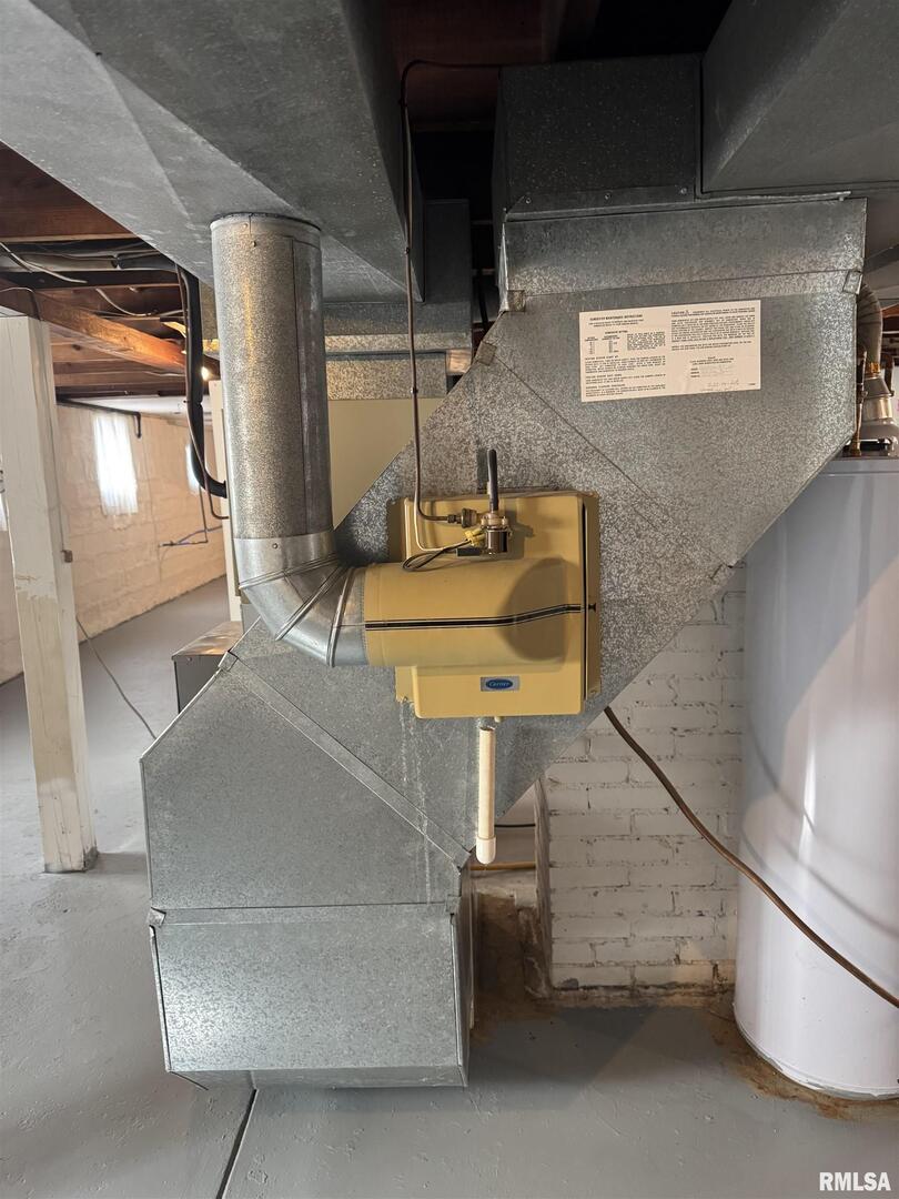 532 N WASHINGTON St Duquoin, IL 62832