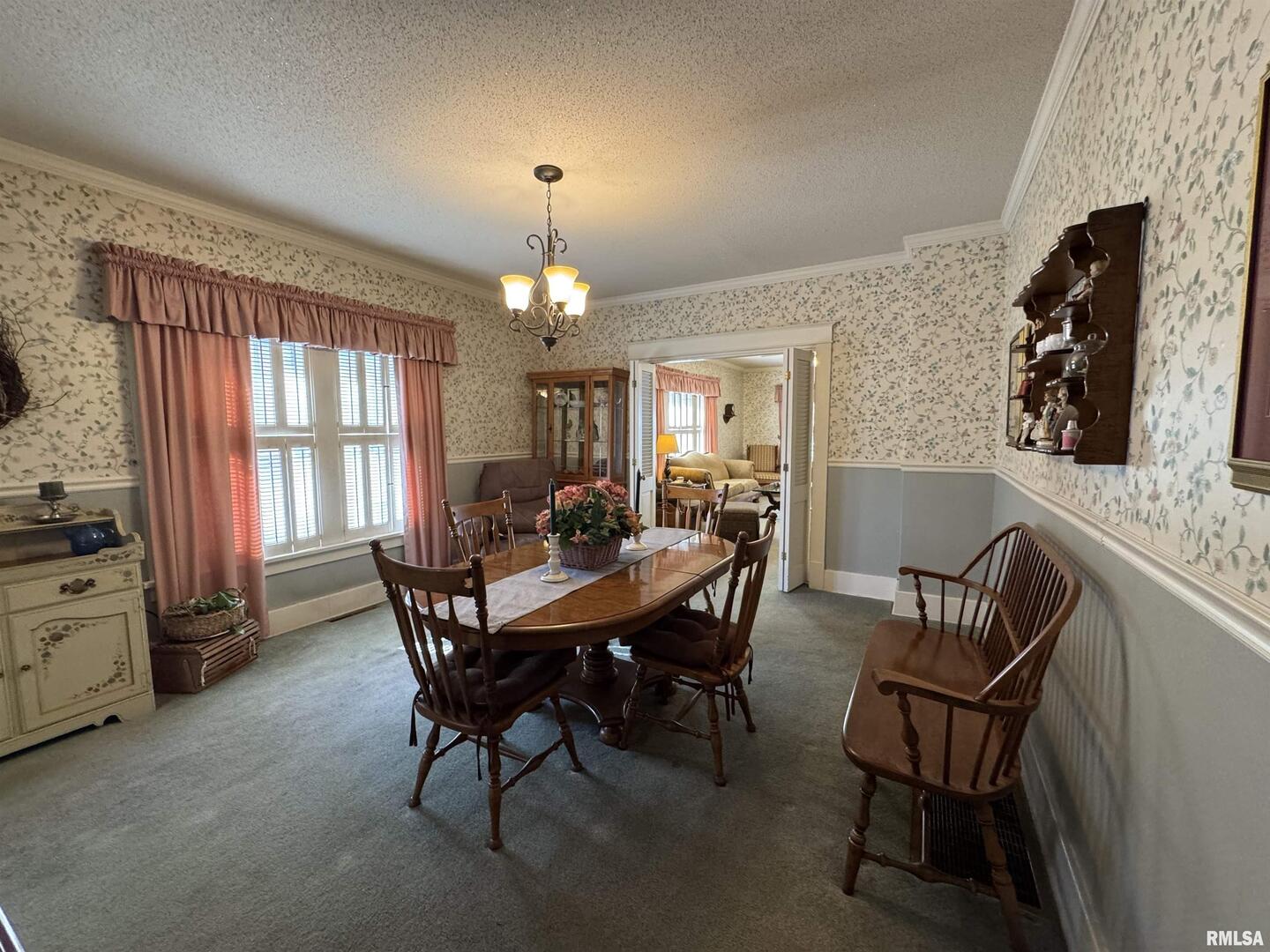 532 N WASHINGTON St Duquoin, IL 62832