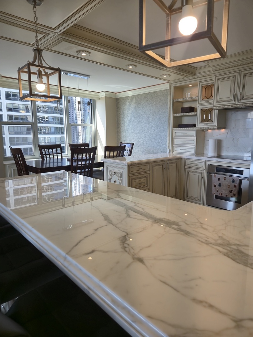 400 E RANDOLPH St #2119 Chicago, IL 60601