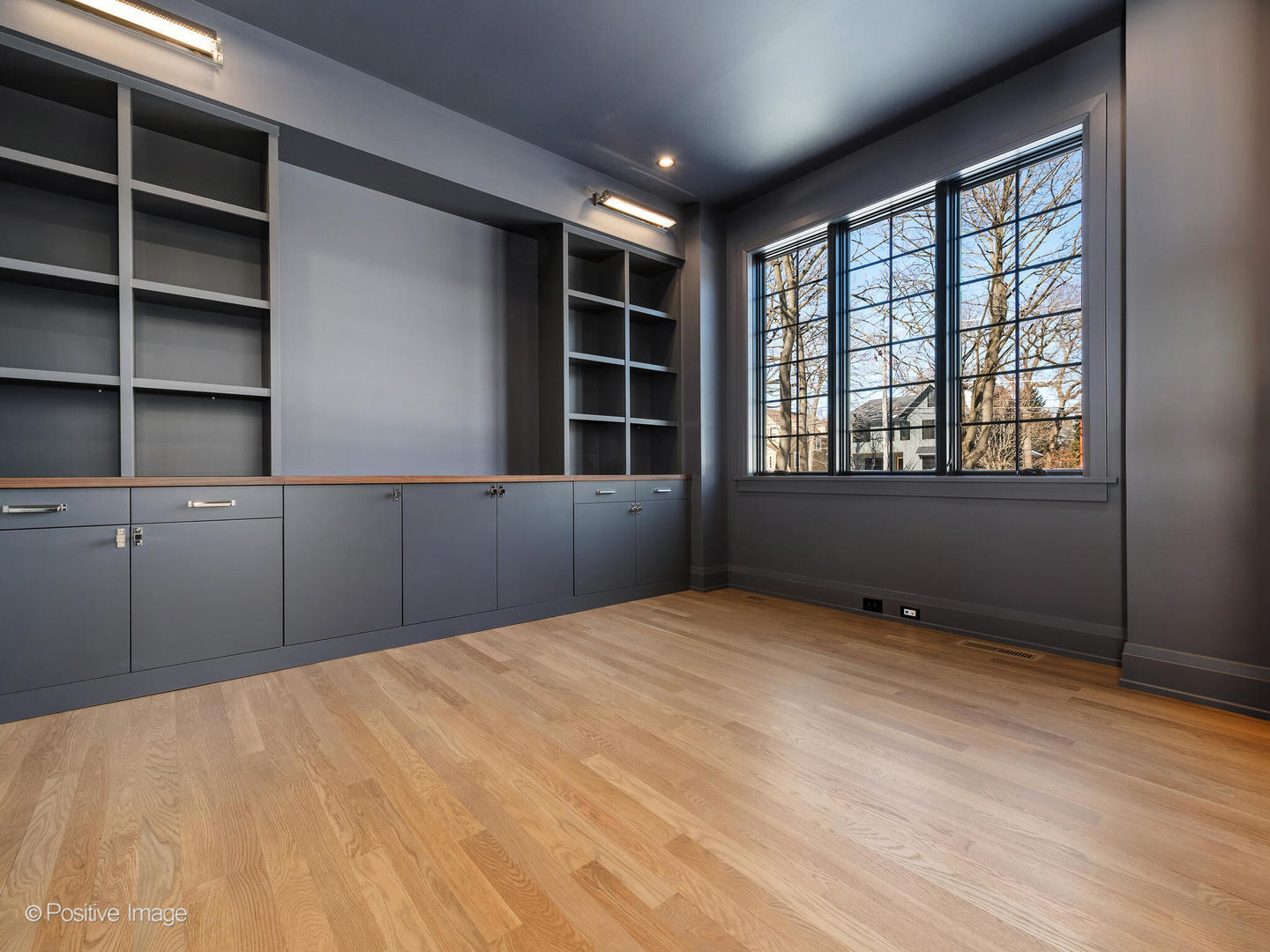 414 Laurel Ave Wilmette, IL 60091