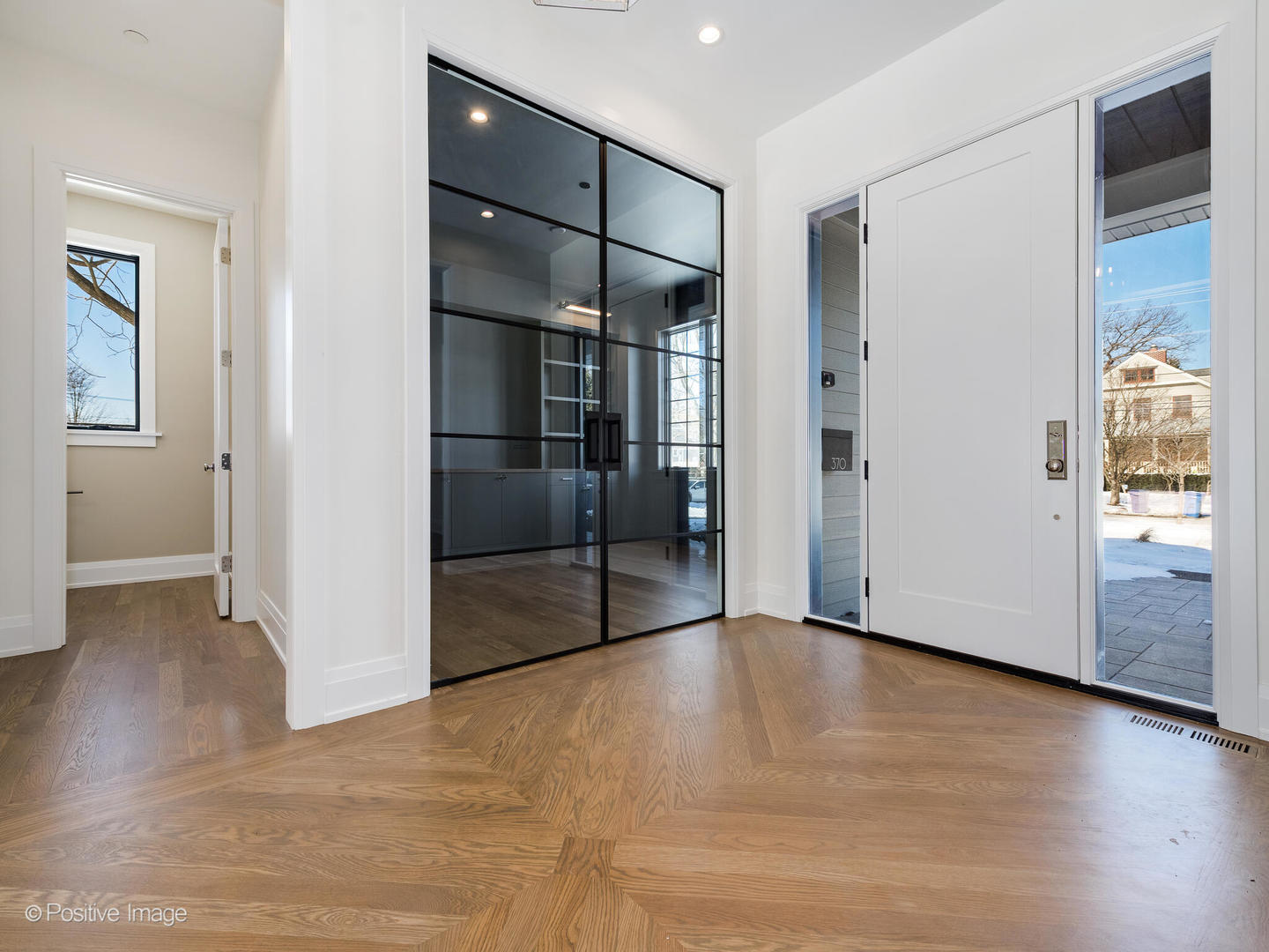 414 Laurel Ave Wilmette, IL 60091