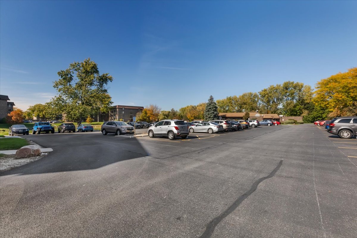 820 Elder Rd #C410 Homewood, IL 60430