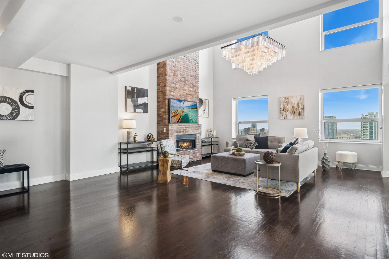 545 N DEARBORN St #3601 Chicago, IL 60654