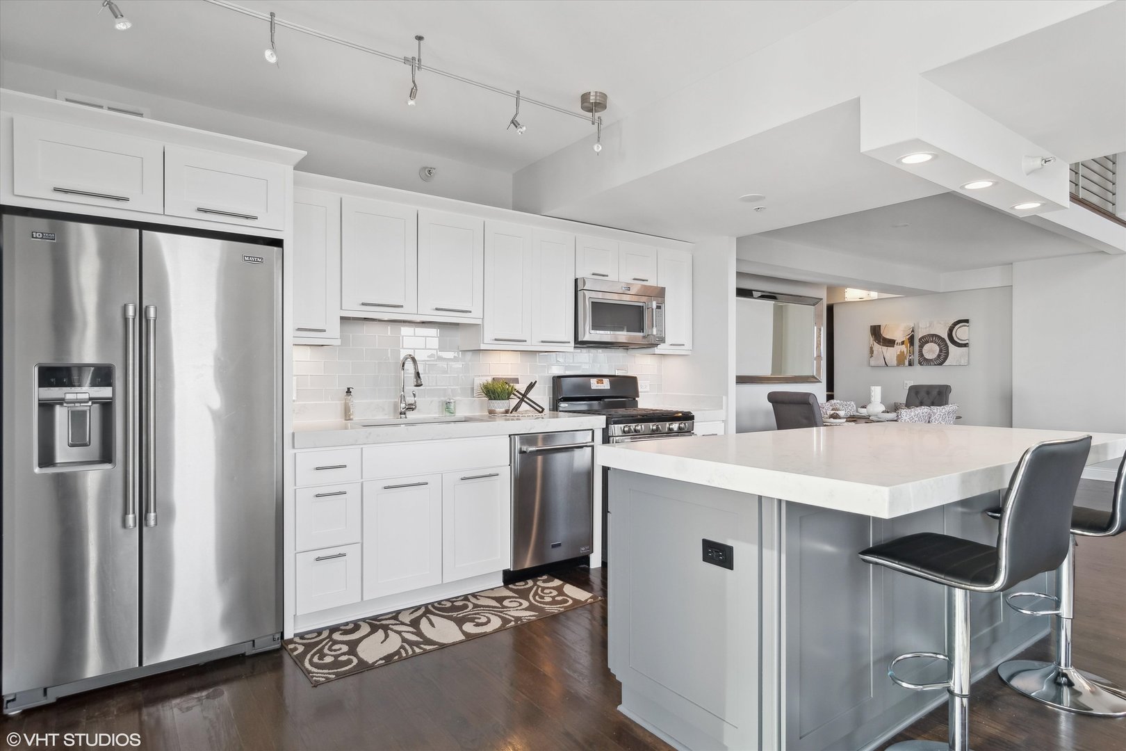 545 N DEARBORN St #3601 Chicago, IL 60654