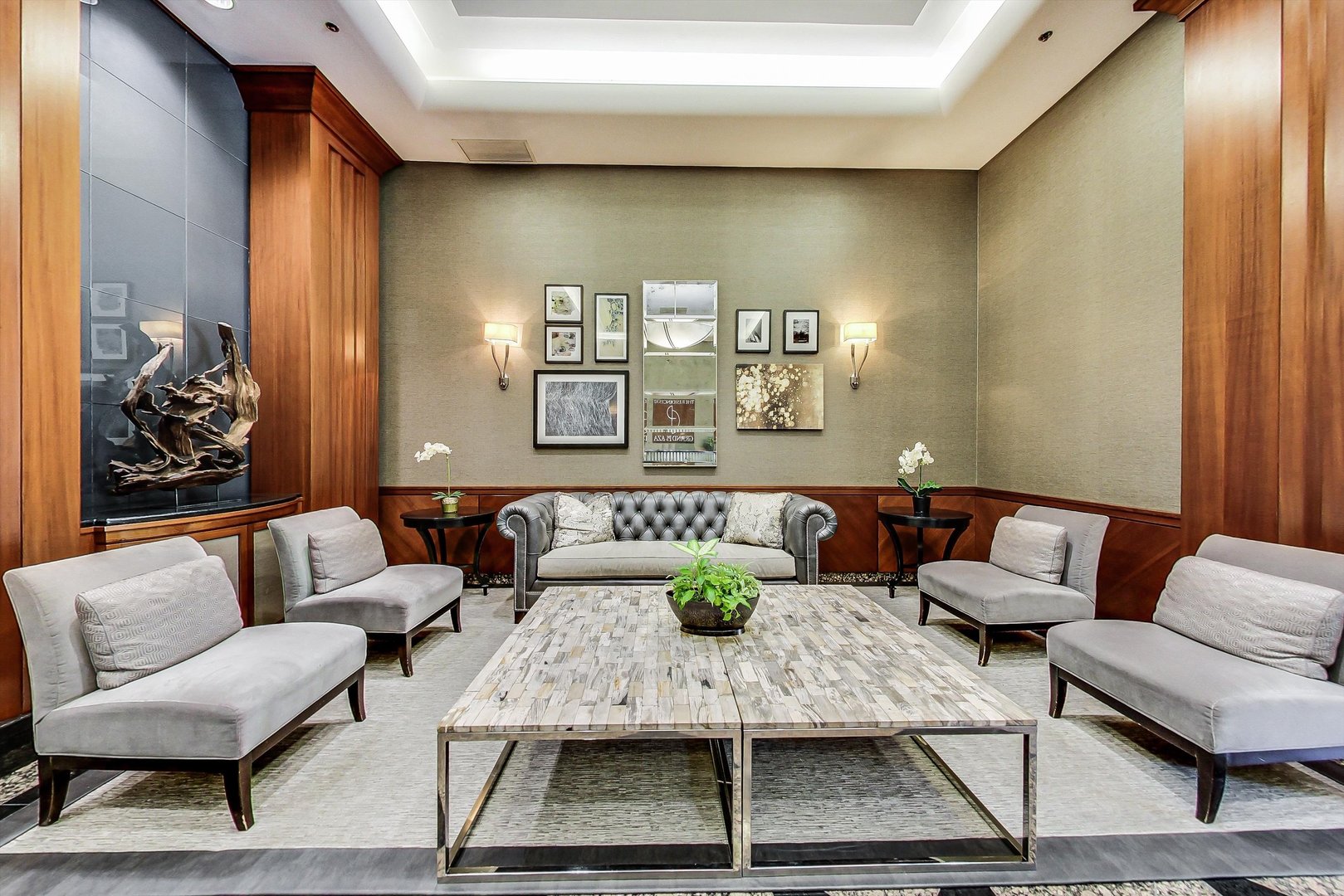 545 N DEARBORN St #3601 Chicago, IL 60654