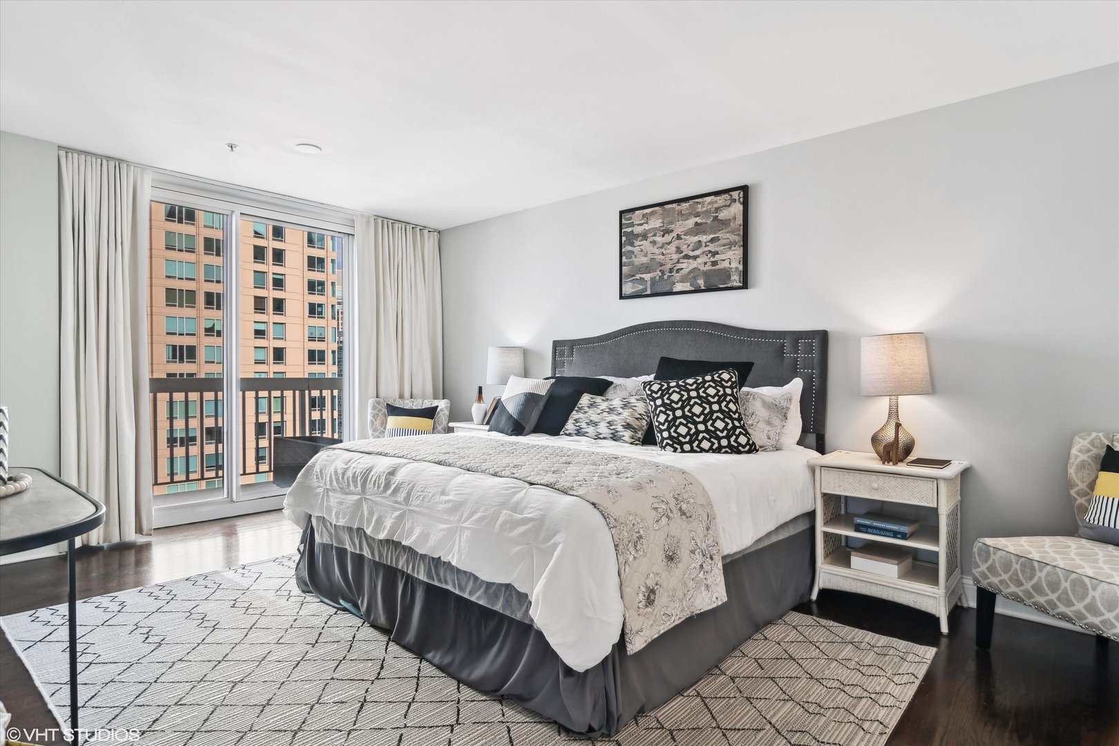 545 N DEARBORN St #3601 Chicago, IL 60654