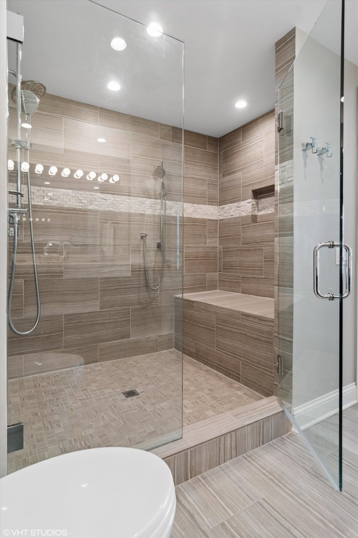 545 N DEARBORN St #3601 Chicago, IL 60654