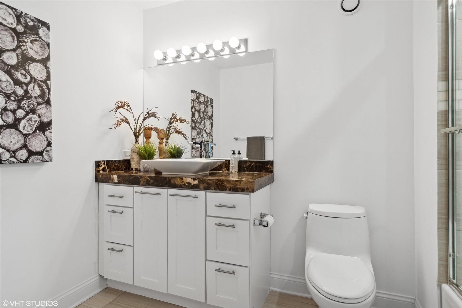 545 N DEARBORN St #3601 Chicago, IL 60654