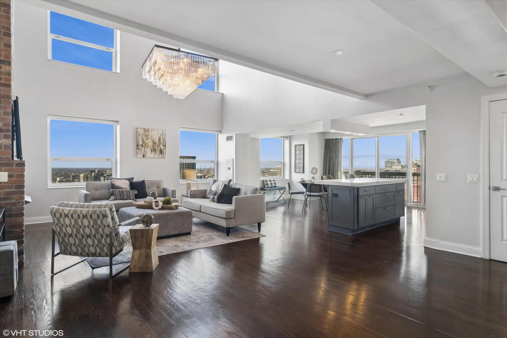 545 N DEARBORN St #3601 Chicago, IL 60654