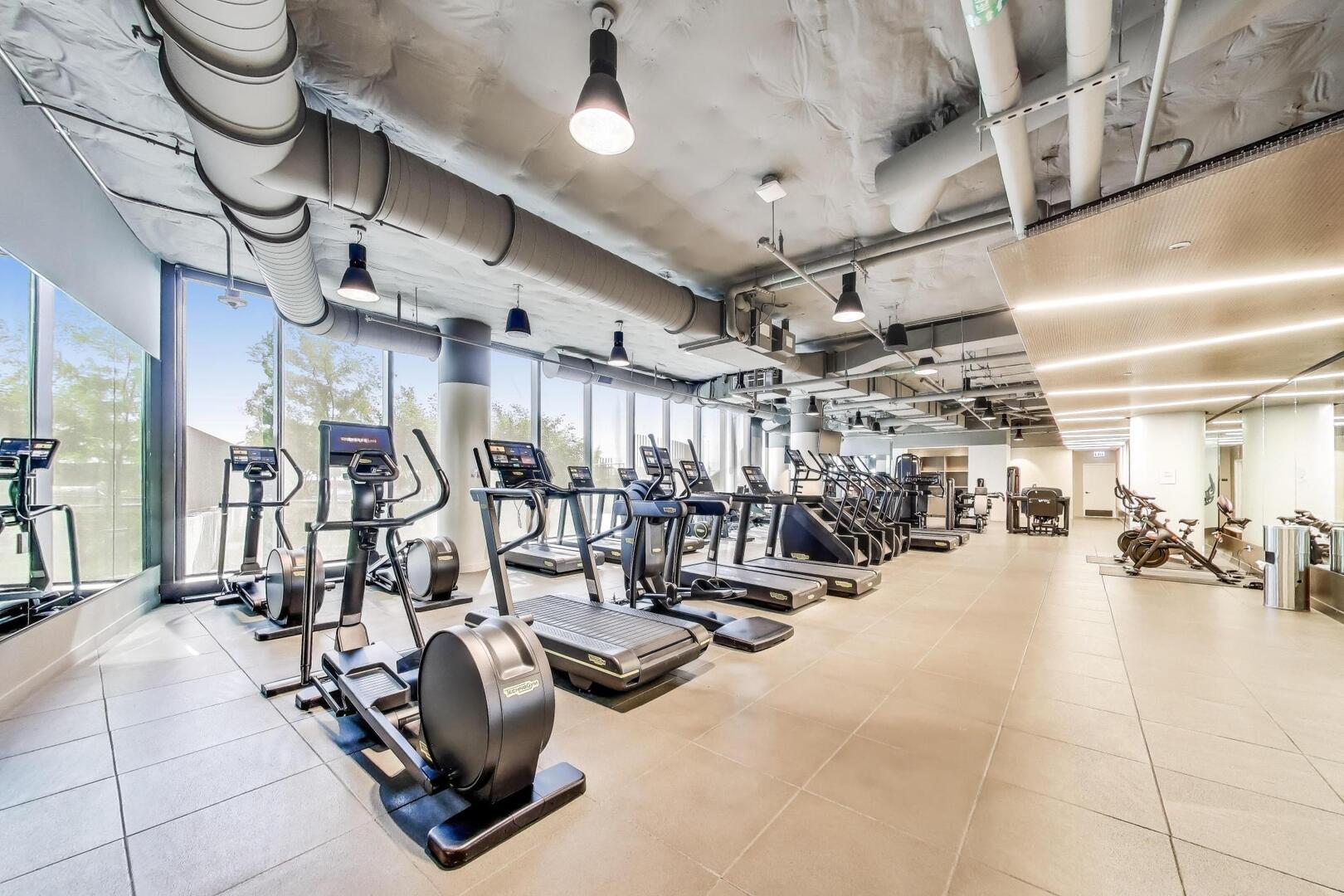 211 N Hbr Dr #TH01 Chicago, IL 60601