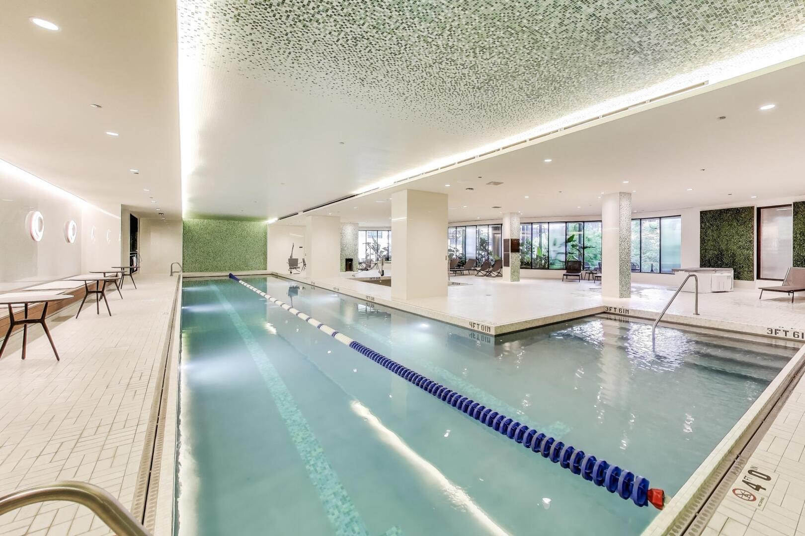 211 N Hbr Dr #TH01 Chicago, IL 60601