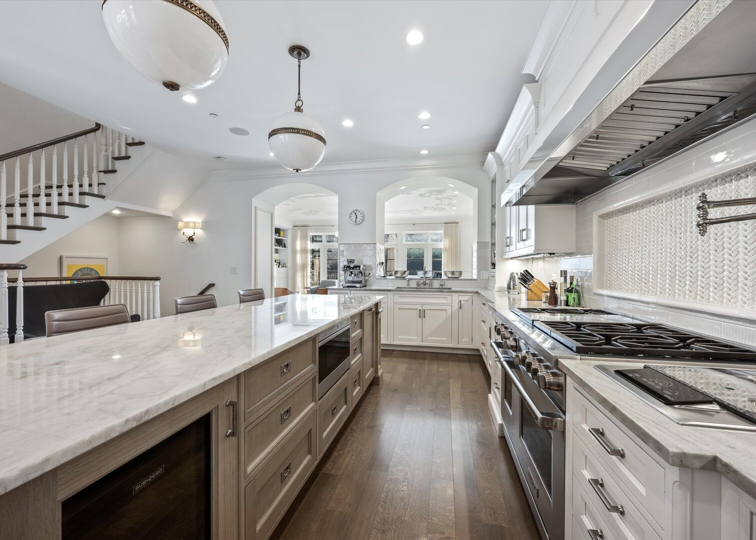 441 W Deming Pl Chicago, IL 60614