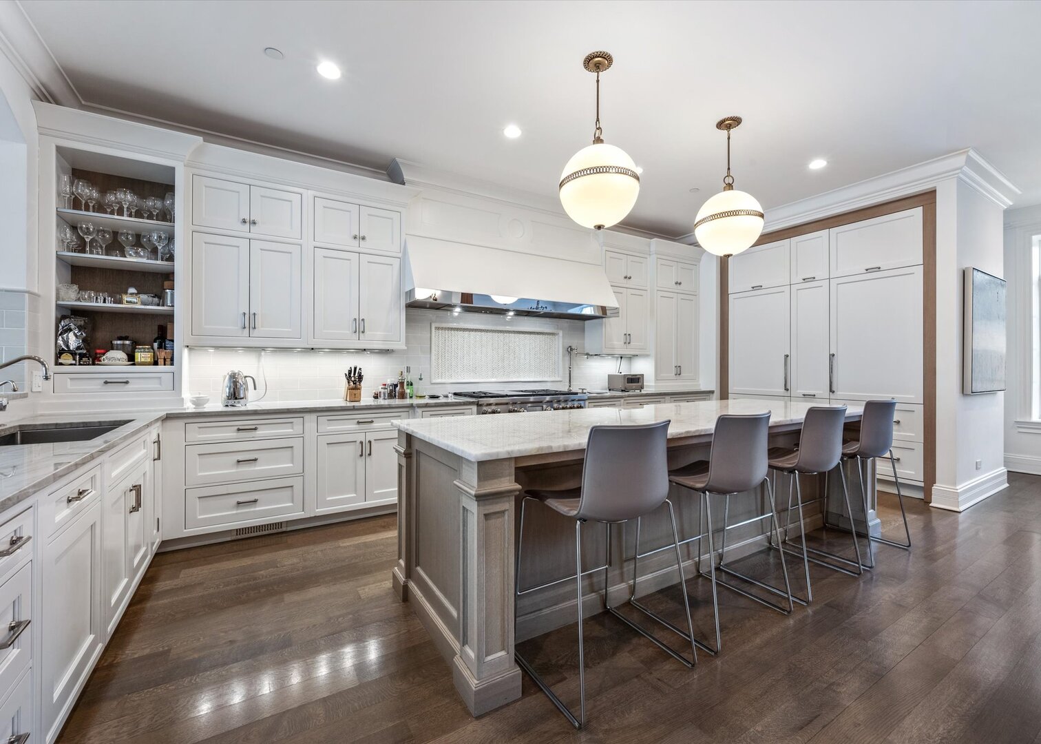 441 W Deming Pl Chicago, IL 60614