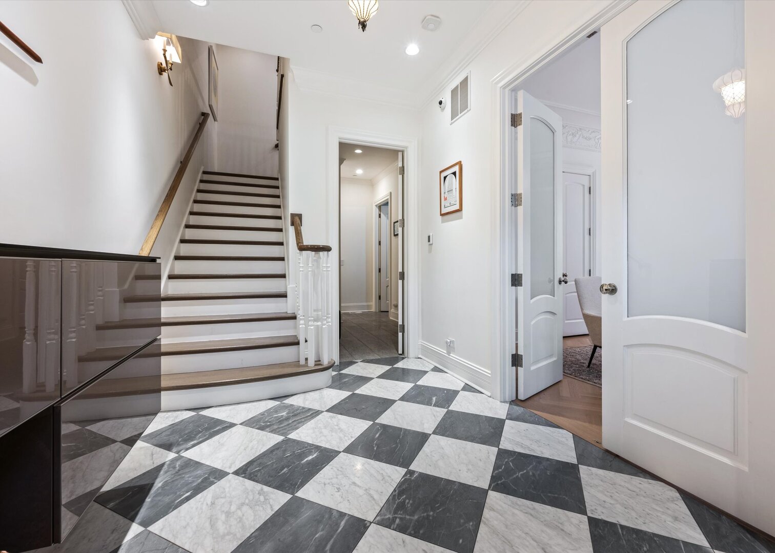 441 W Deming Pl Chicago, IL 60614