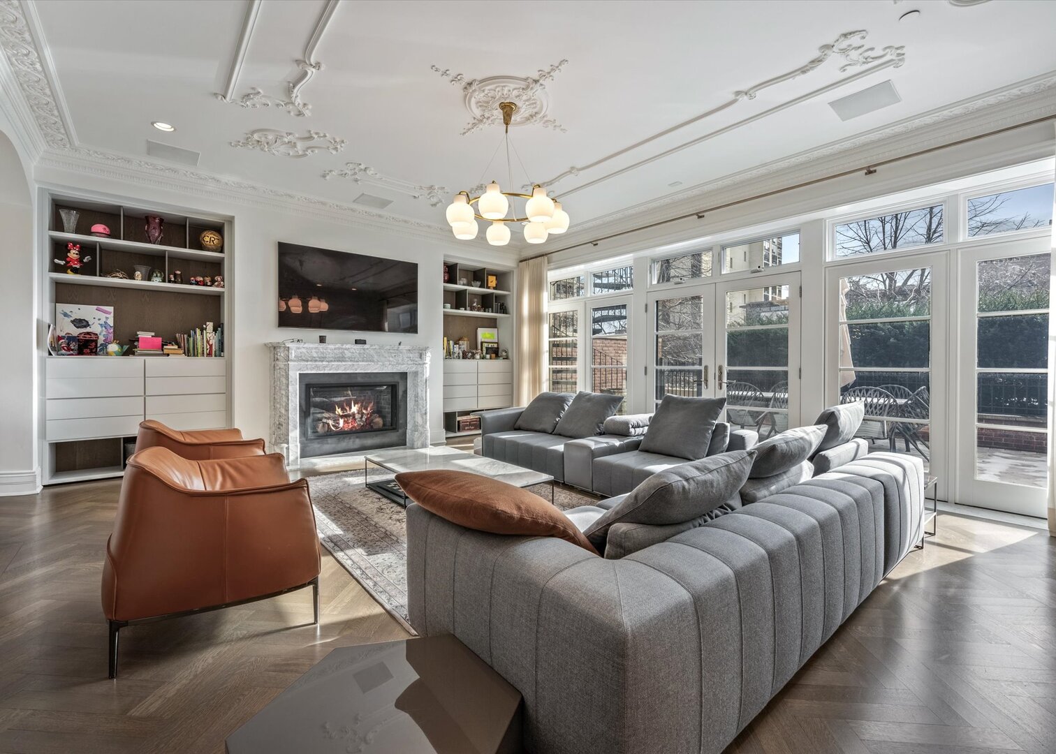 441 W Deming Pl Chicago, IL 60614