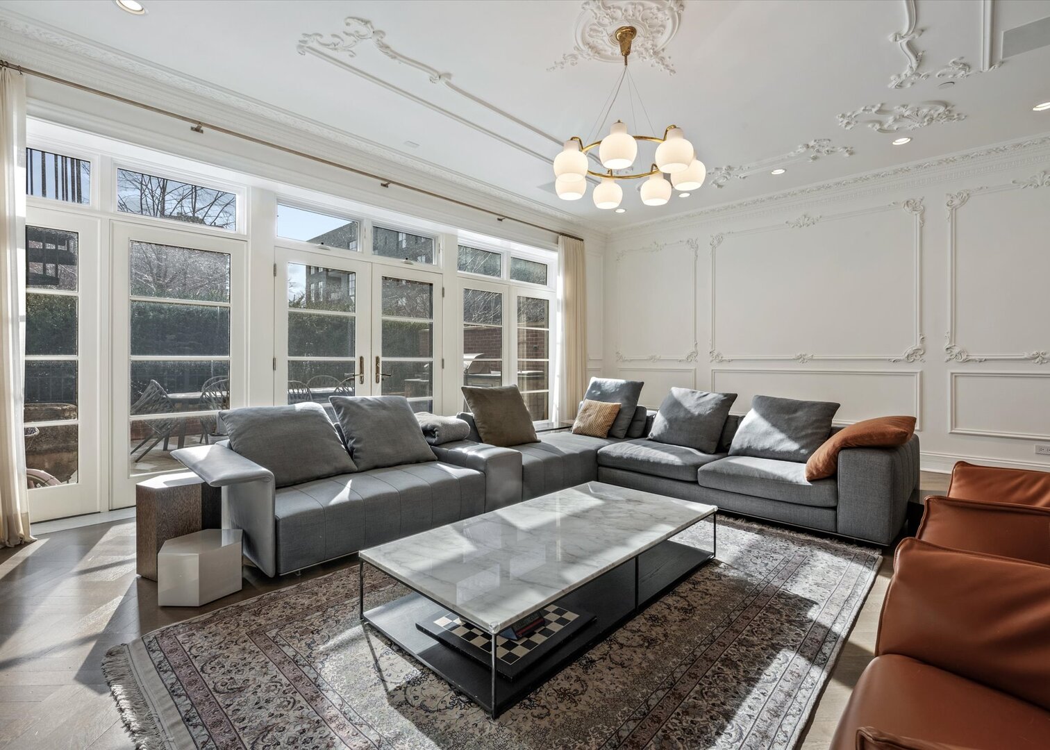 441 W Deming Pl Chicago, IL 60614