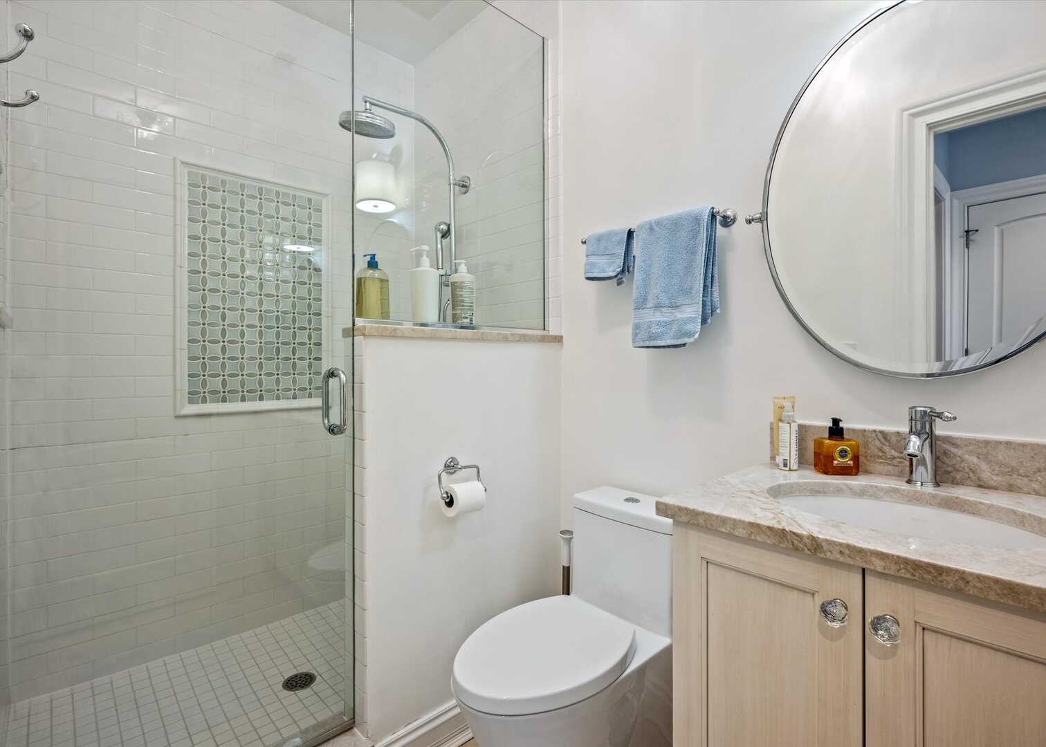 441 W Deming Pl Chicago, IL 60614