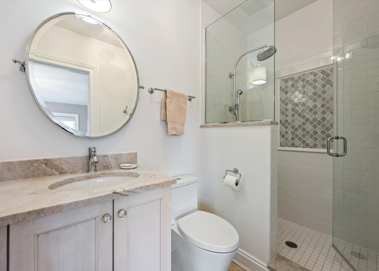 441 W Deming Pl Chicago, IL 60614