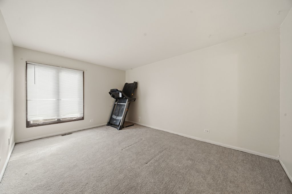 1100 Holbrook Rd #D Homewood, IL 60430