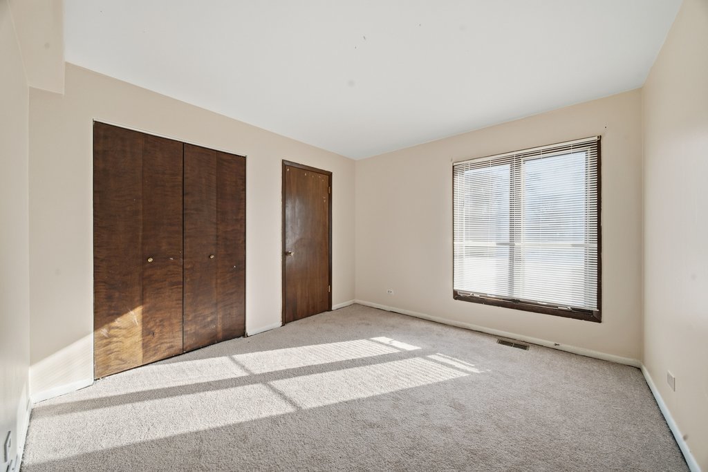 1100 Holbrook Rd #D Homewood, IL 60430