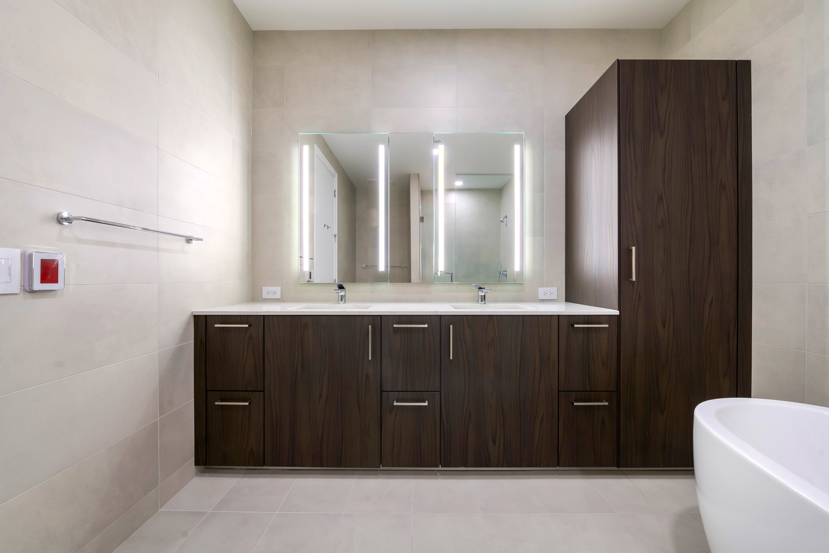 211 N Hbr Dr #4301 Chicago, IL 60601