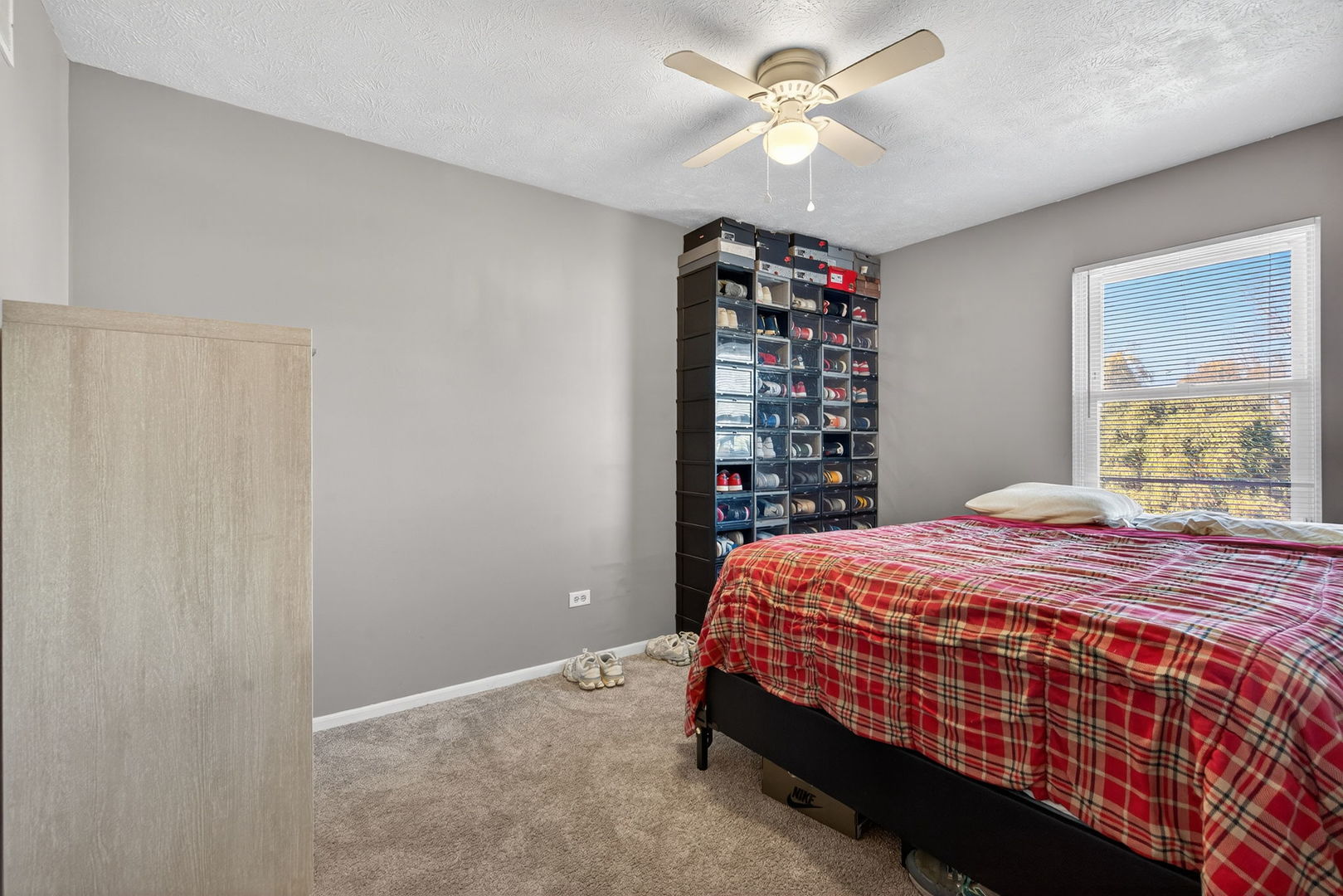 805 Addleman St Joliet, IL 60431