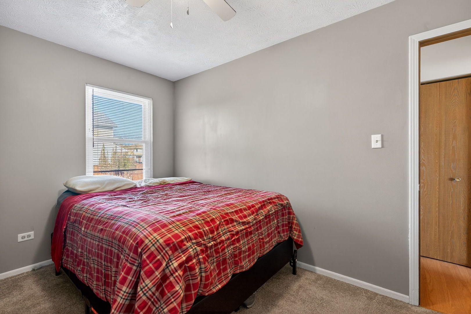 805 Addleman St Joliet, IL 60431