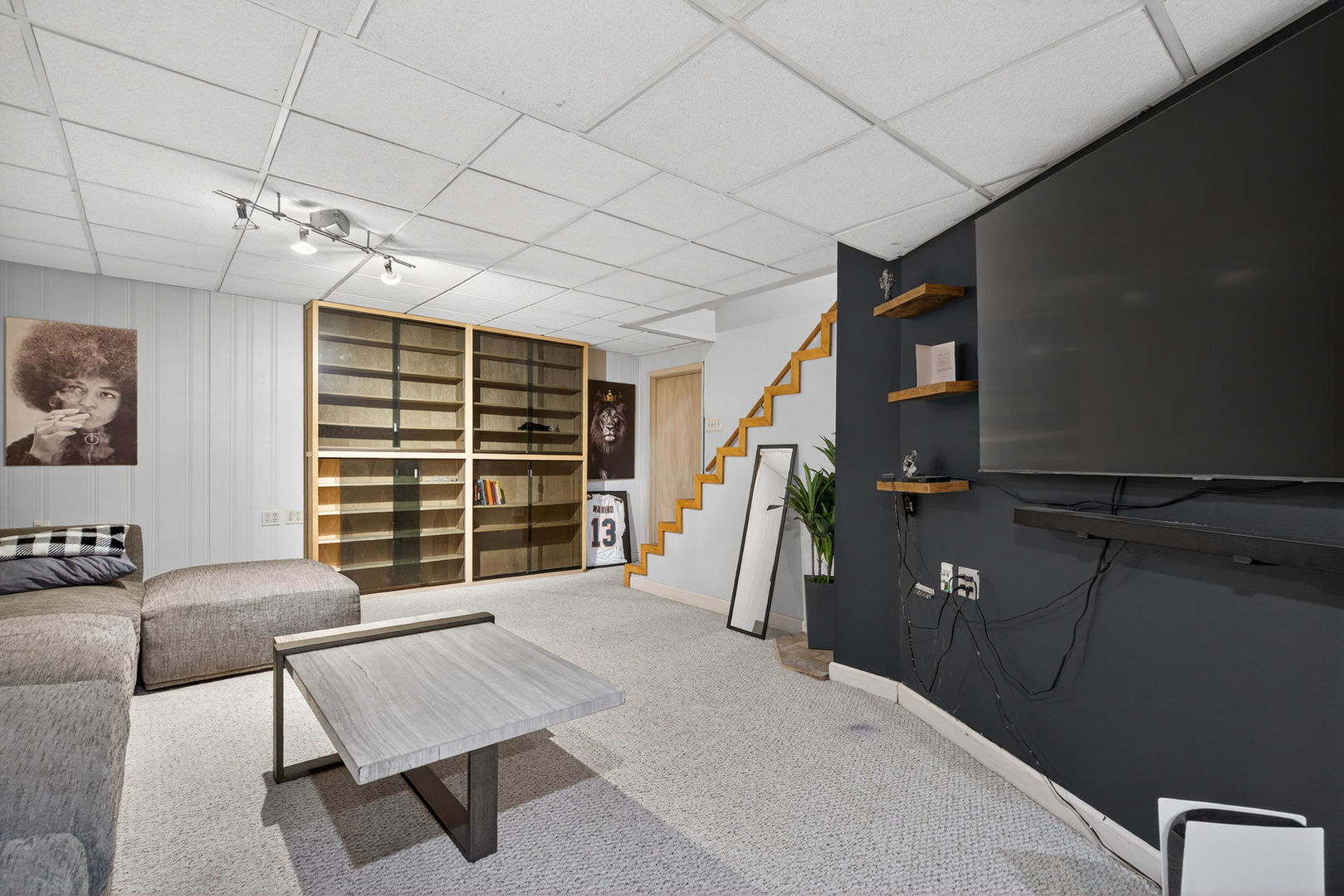 805 Addleman St Joliet, IL 60431