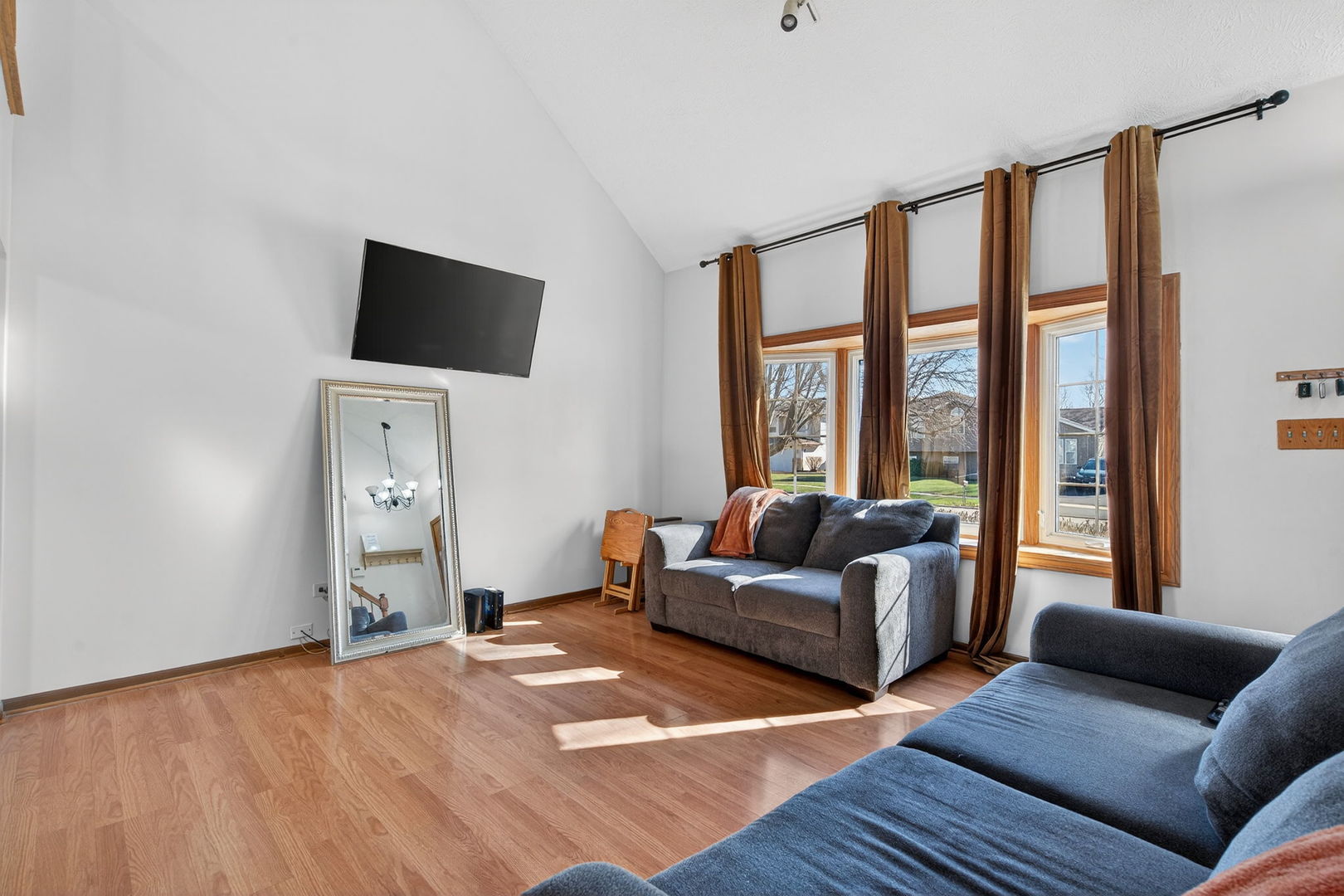 805 Addleman St Joliet, IL 60431