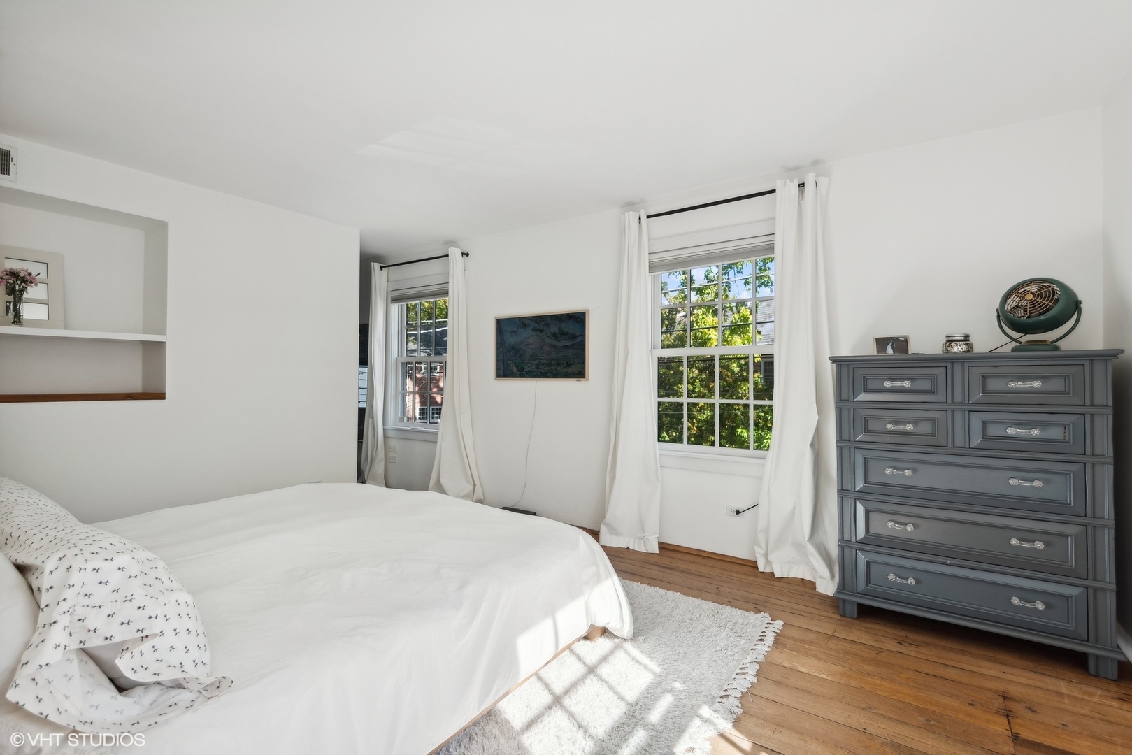 2635 Poplar Ave Evanston, IL 60201