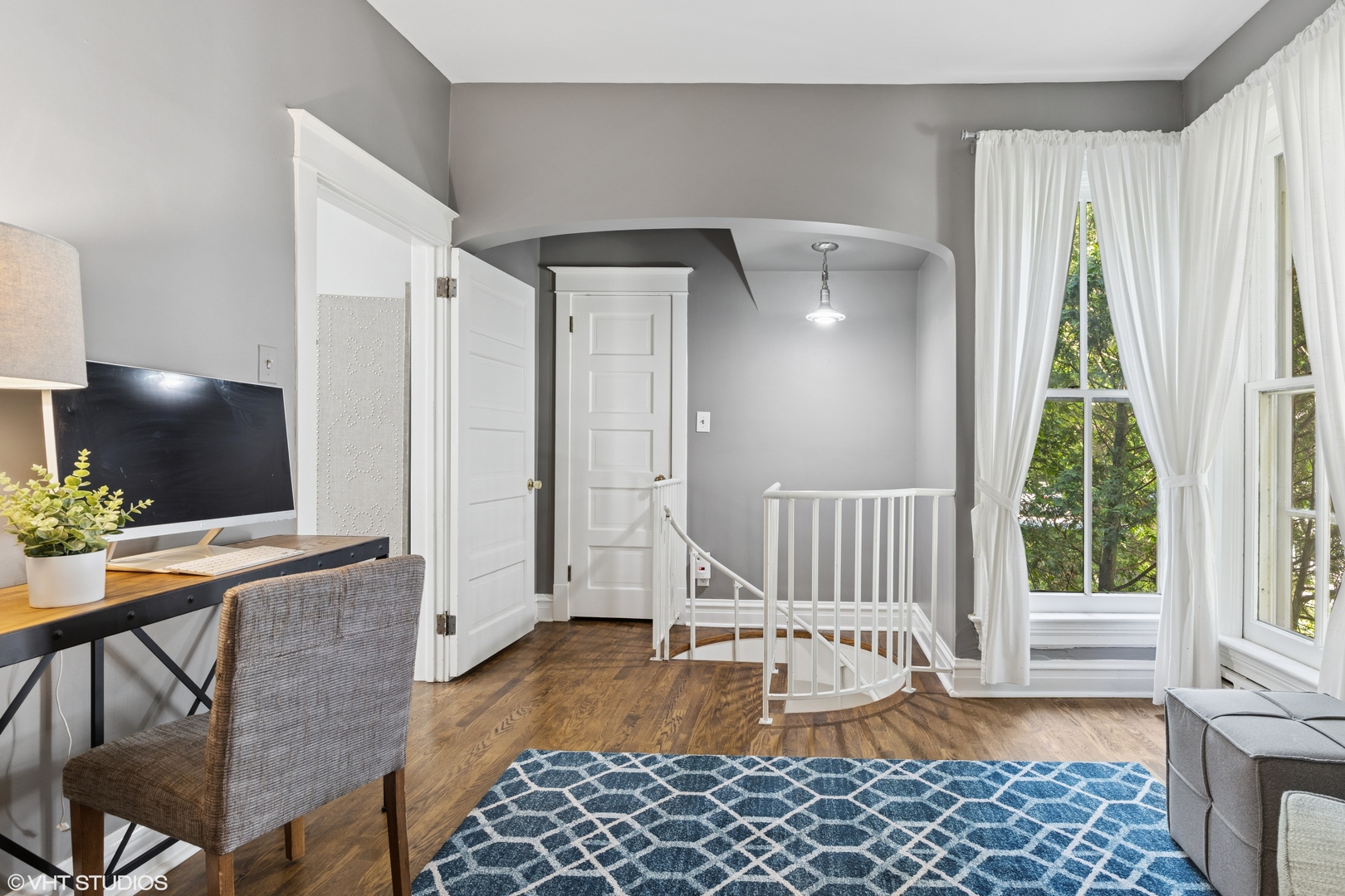 2635 Poplar Ave Evanston, IL 60201