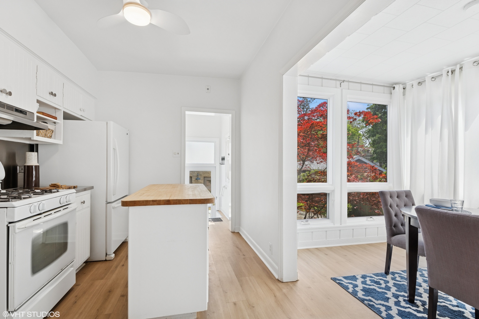 2635 Poplar Ave Evanston, IL 60201