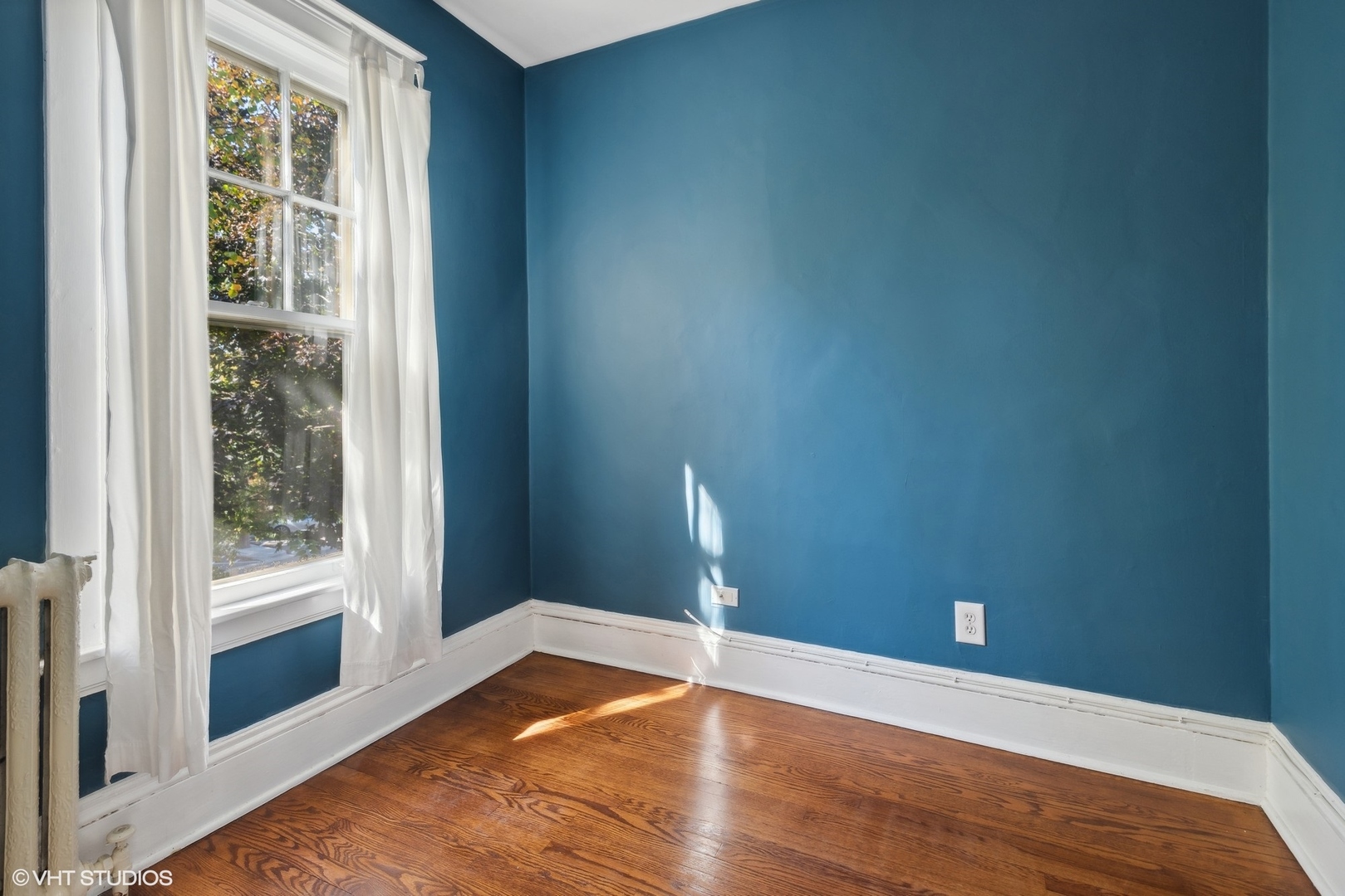 2635 Poplar Ave Evanston, IL 60201