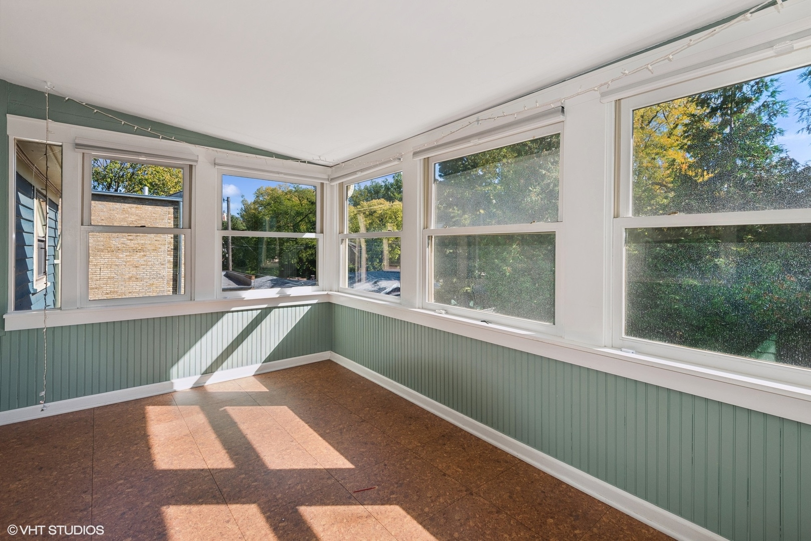 2635 Poplar Ave Evanston, IL 60201