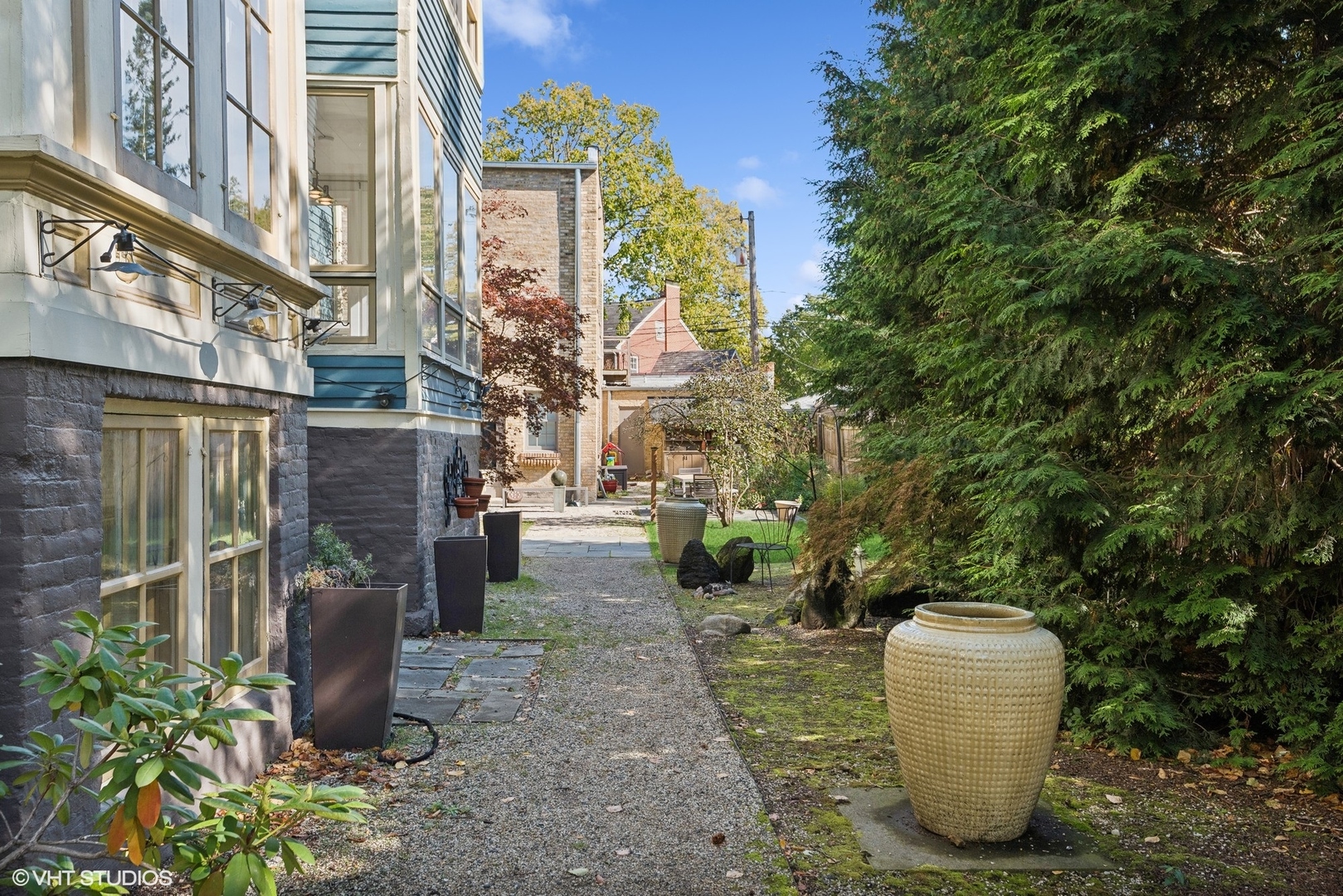 2635 Poplar Ave Evanston, IL 60201