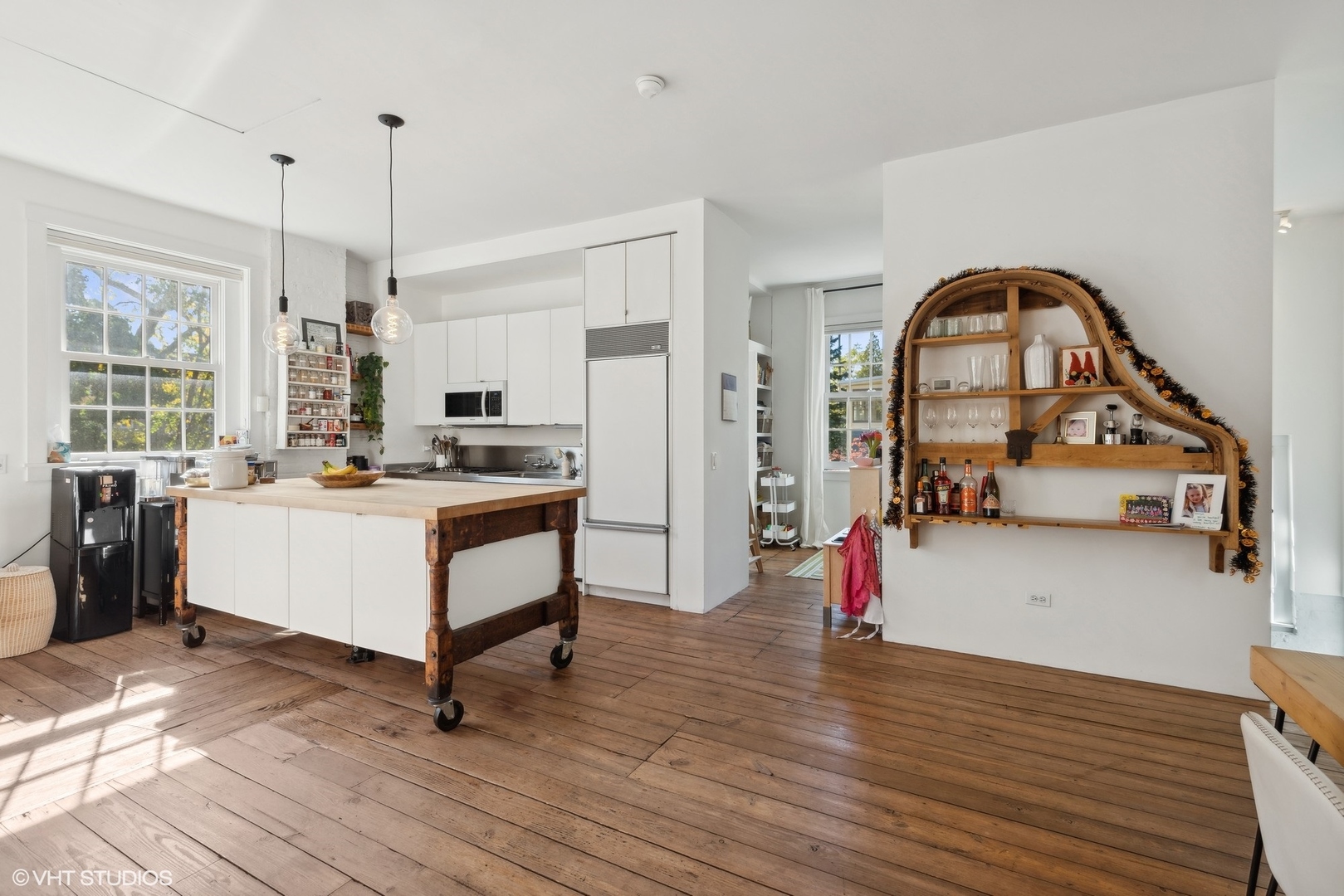 2635 Poplar Ave Evanston, IL 60201