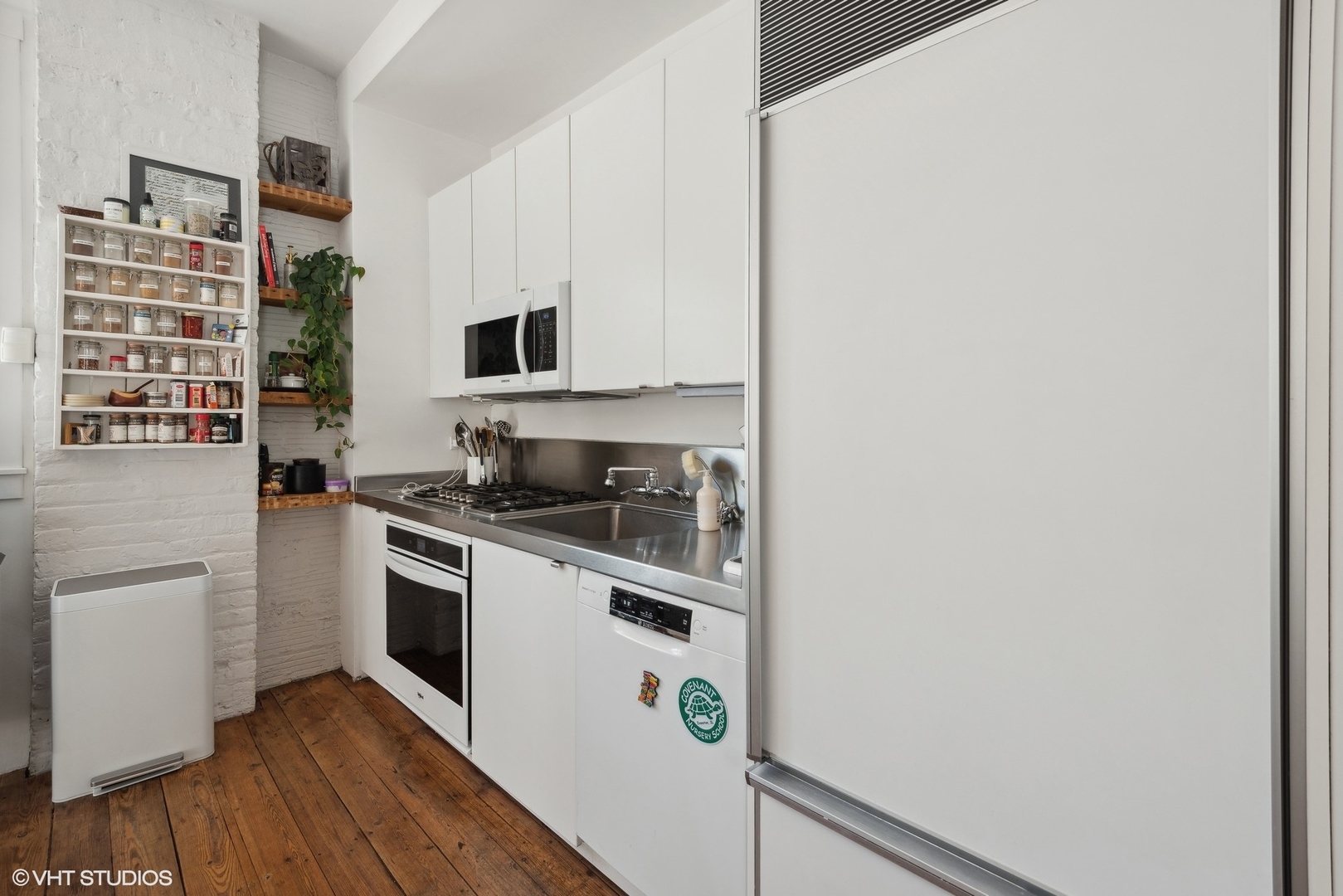 2635 Poplar Ave Evanston, IL 60201