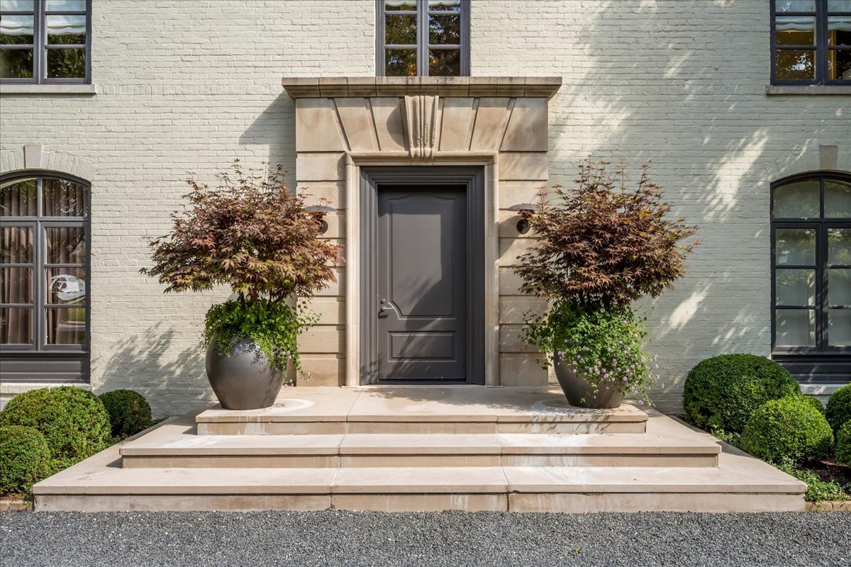 1106 Seneca Rd Wilmette, IL 60091