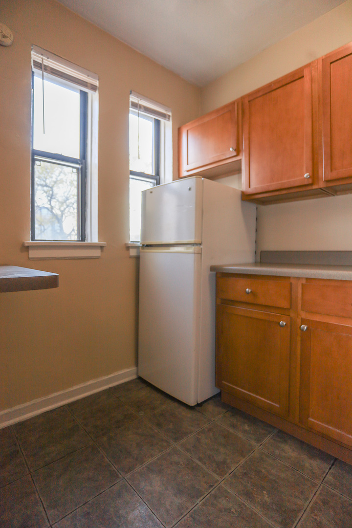 5214 S Woodlawn Ave #312 Chicago, IL 60615