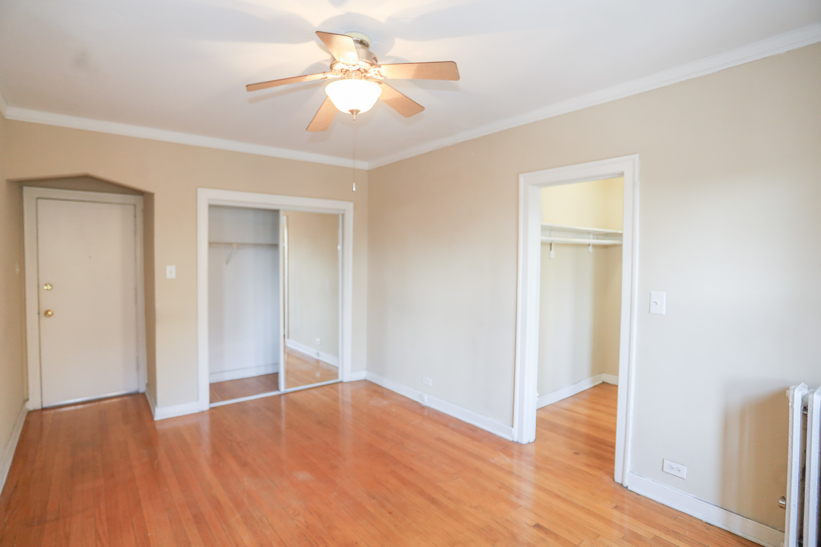 5214 S Woodlawn Ave #312 Chicago, IL 60615