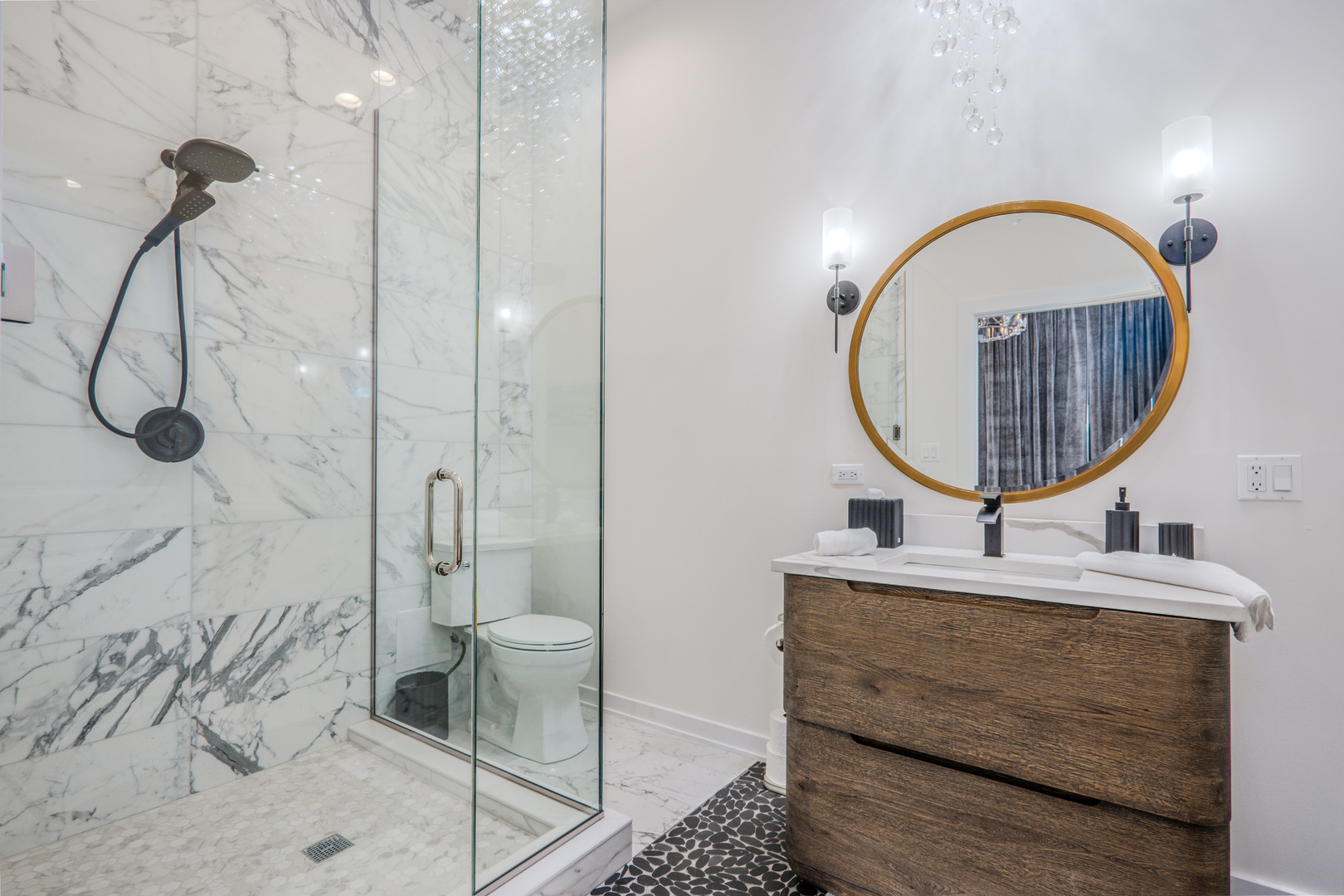 22 E Elm St #PH Chicago, IL 60611