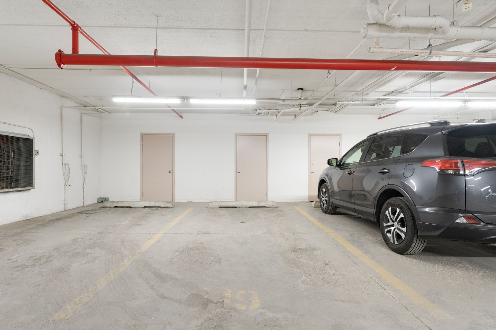 7091 W Touhy Ave #505 Niles, IL 60714