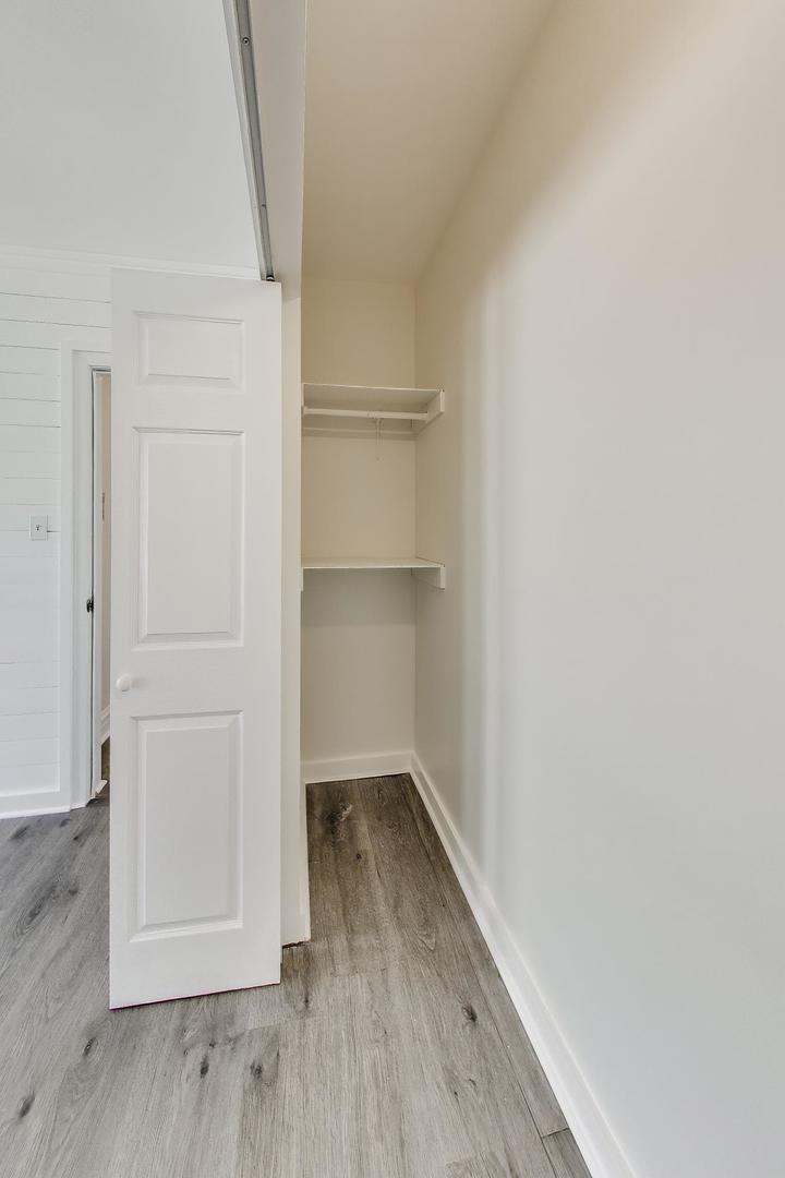 142 Clyde Ave #3W Evanston, IL 60202