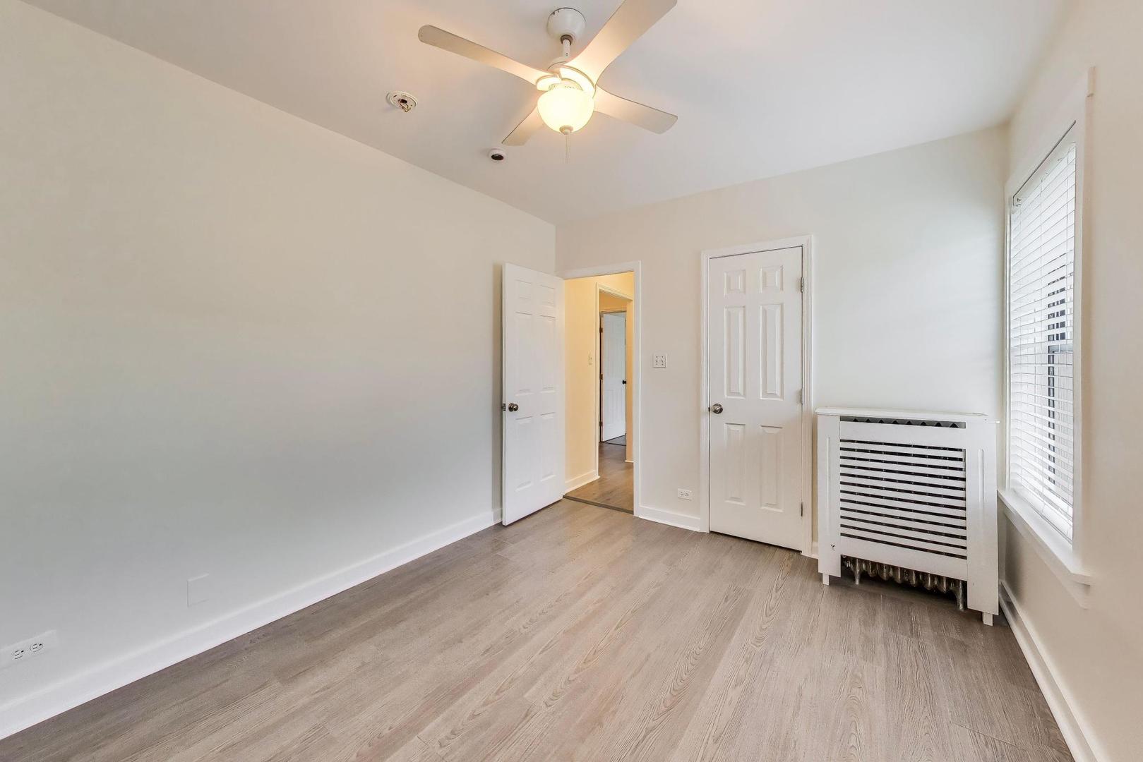 142 Clyde Ave #3W Evanston, IL 60202