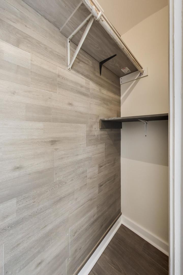 142 Clyde Ave #3W Evanston, IL 60202