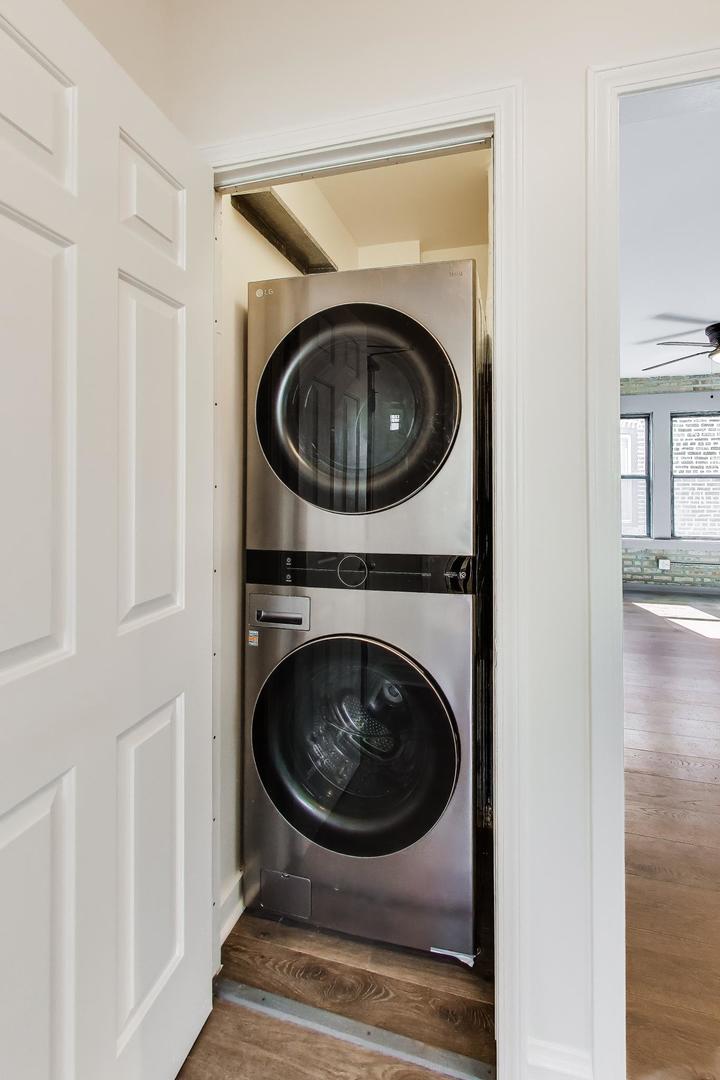 142 Clyde Ave #3W Evanston, IL 60202