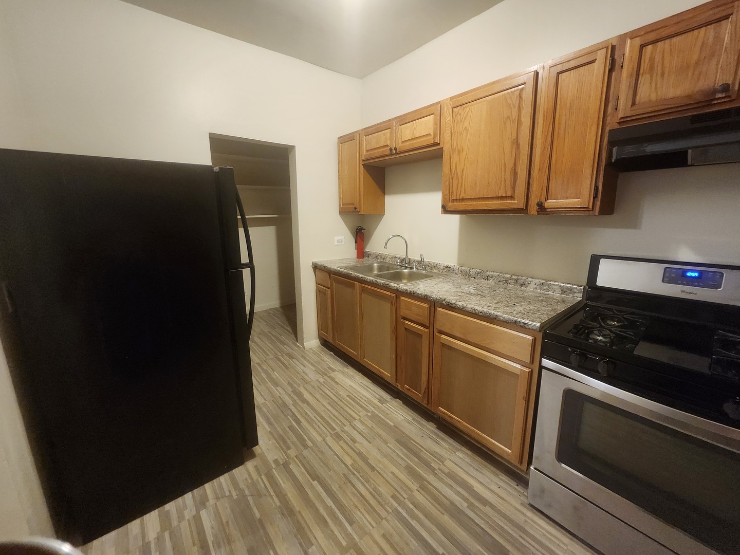 6730 S Clyde Ave #1 Chicago, IL 60649