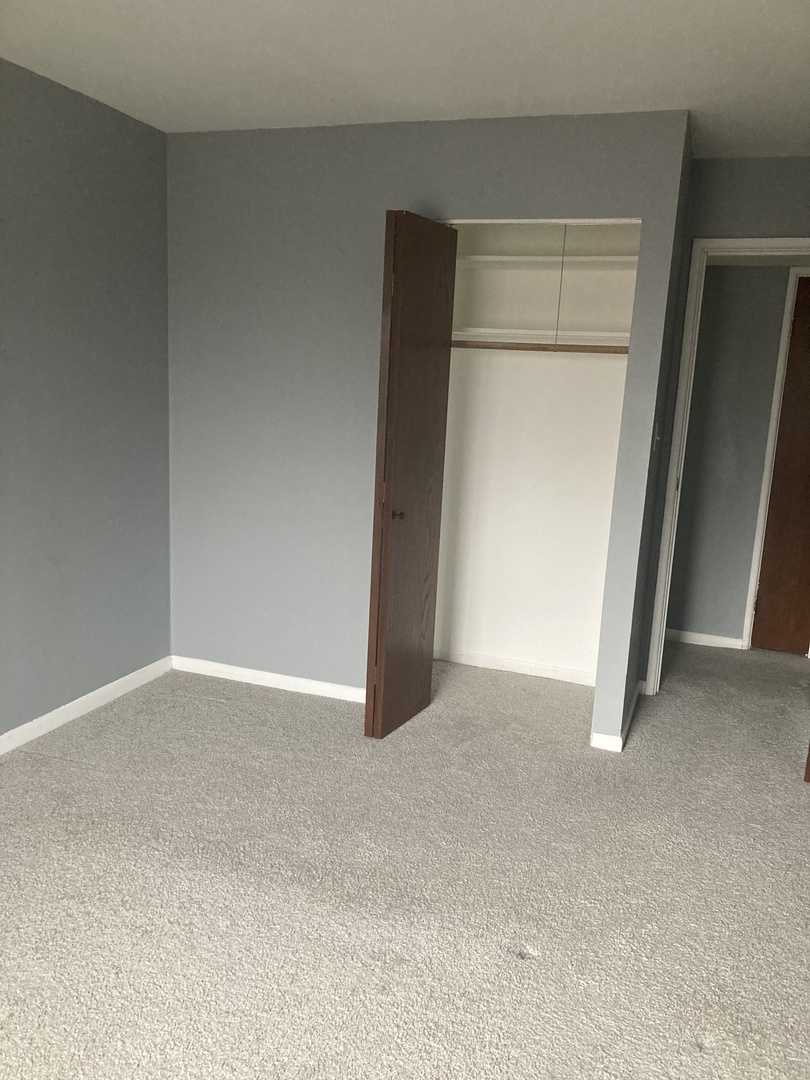 830 Elder Rd #B413 Homewood, IL 60430